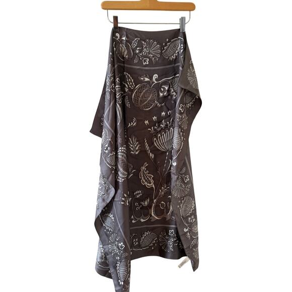 Adrienne Landau Studio Silk Scarf Steel Gray Print Square - Picture 2 of 9